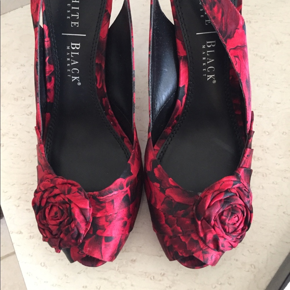 Rose Print Satin Sandals Size 8
